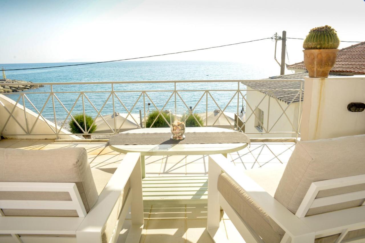 Agali 1 Superior Maisonette Каламата Екстериор снимка
