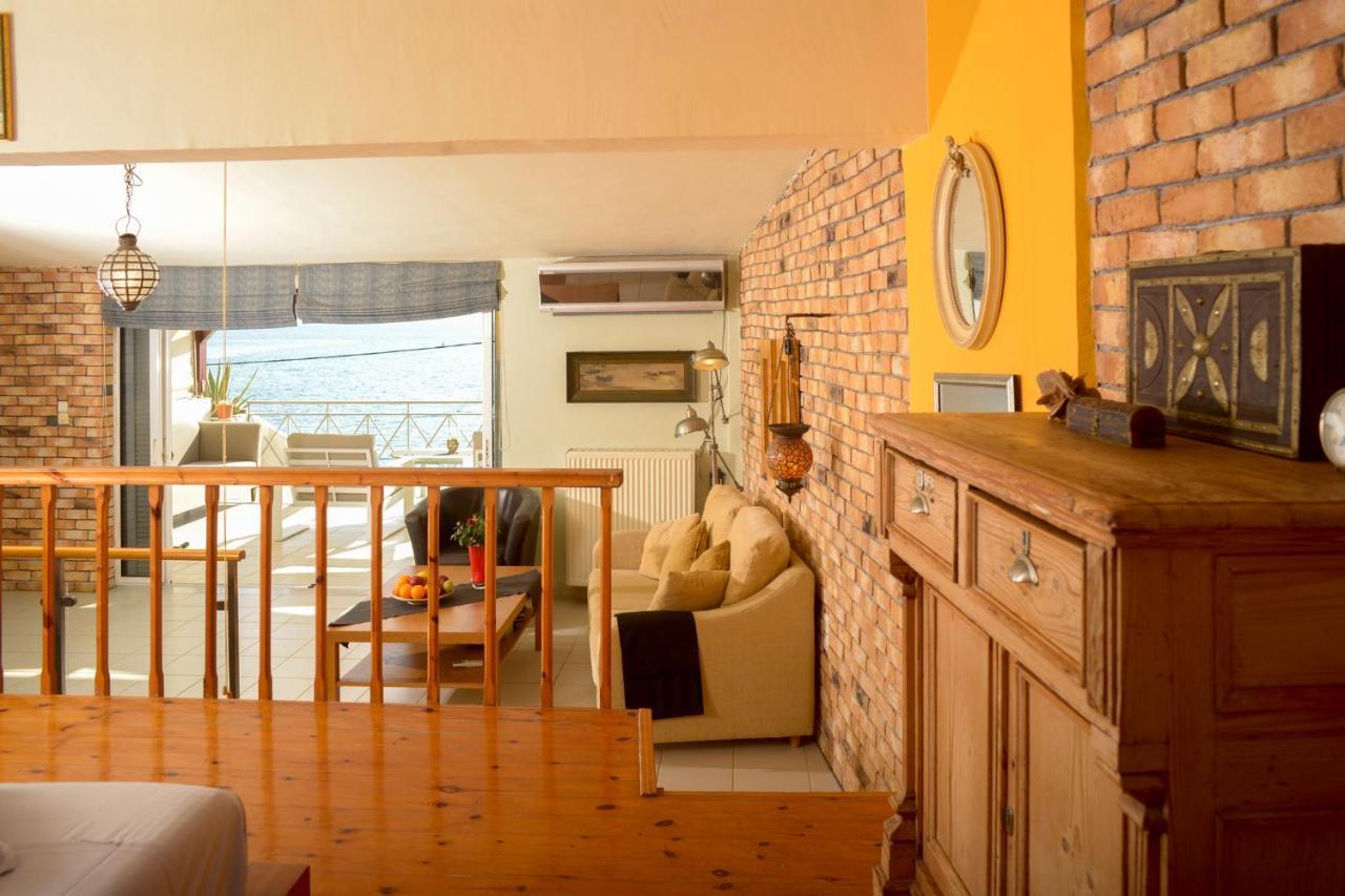Agali 1 Superior Maisonette Каламата Екстериор снимка