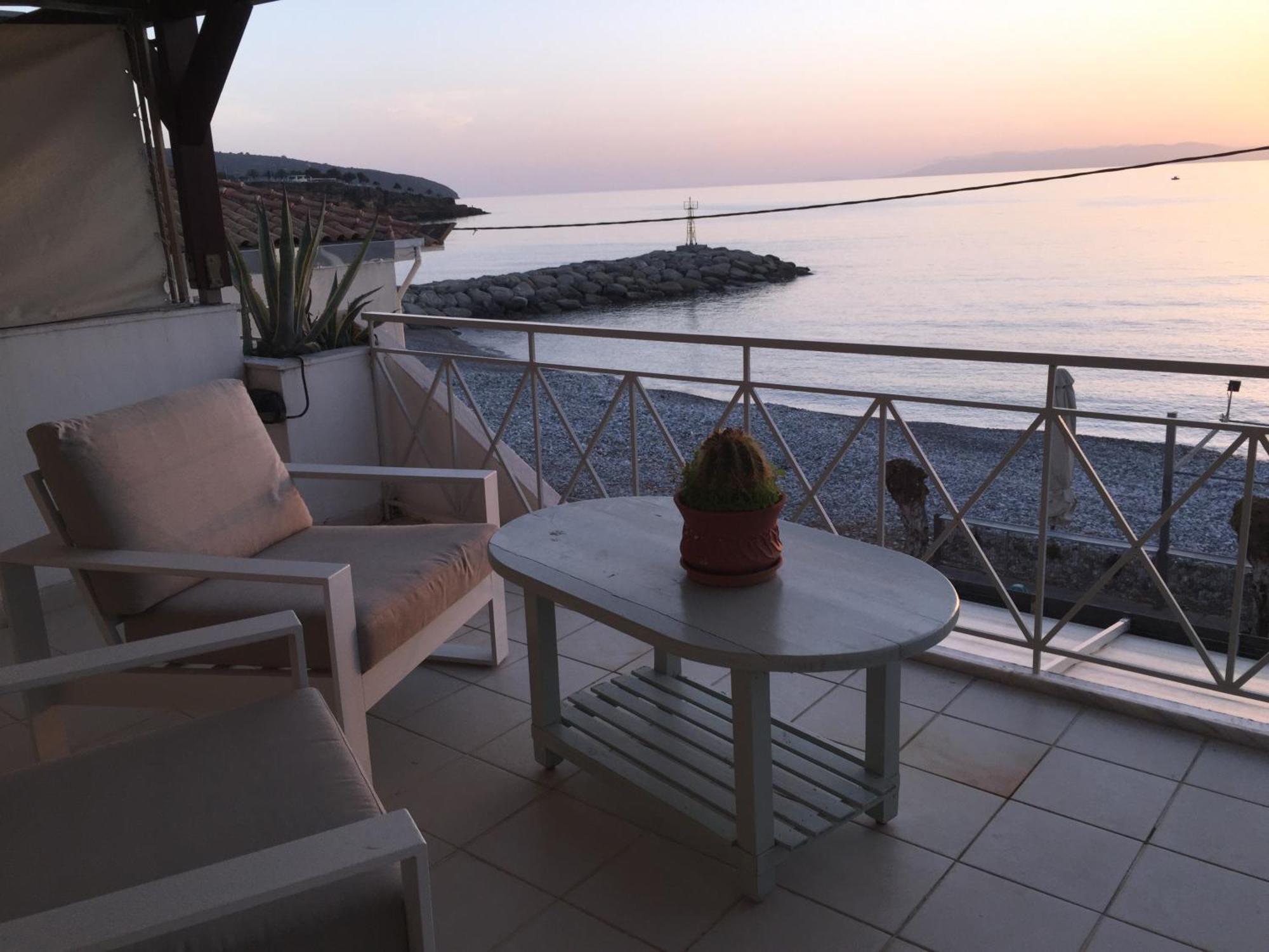 Agali 1 Superior Maisonette Каламата Екстериор снимка