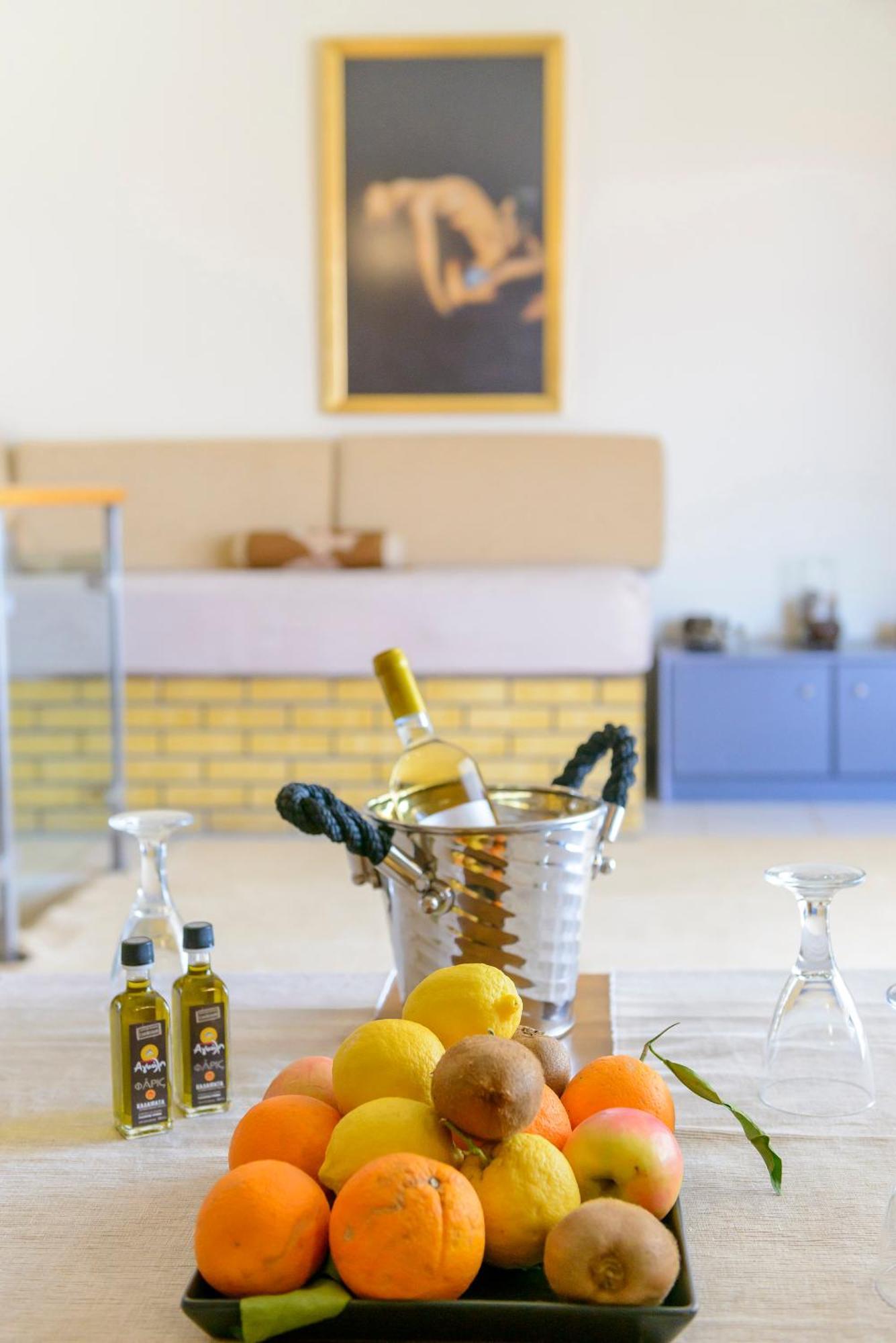 Agali 1 Superior Maisonette Каламата Екстериор снимка