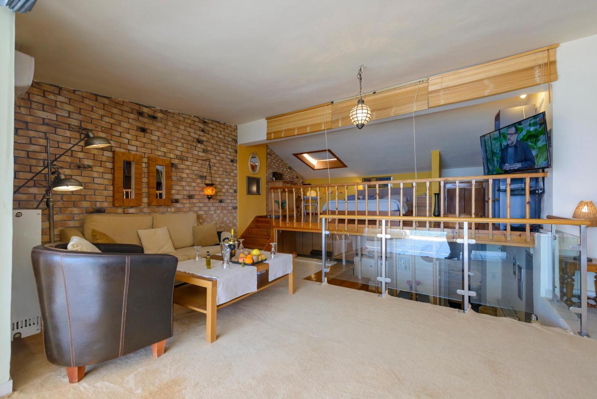 Agali 1 Superior Maisonette Каламата Екстериор снимка